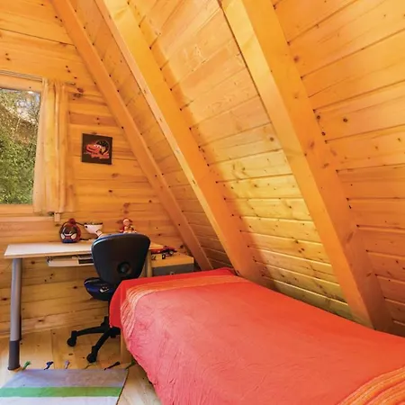 Beautiful 3-bed House In スリ・ルー