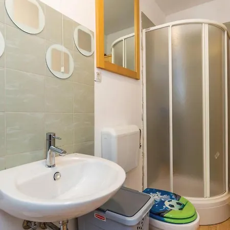 Beautiful 3-bed House In 別荘 *